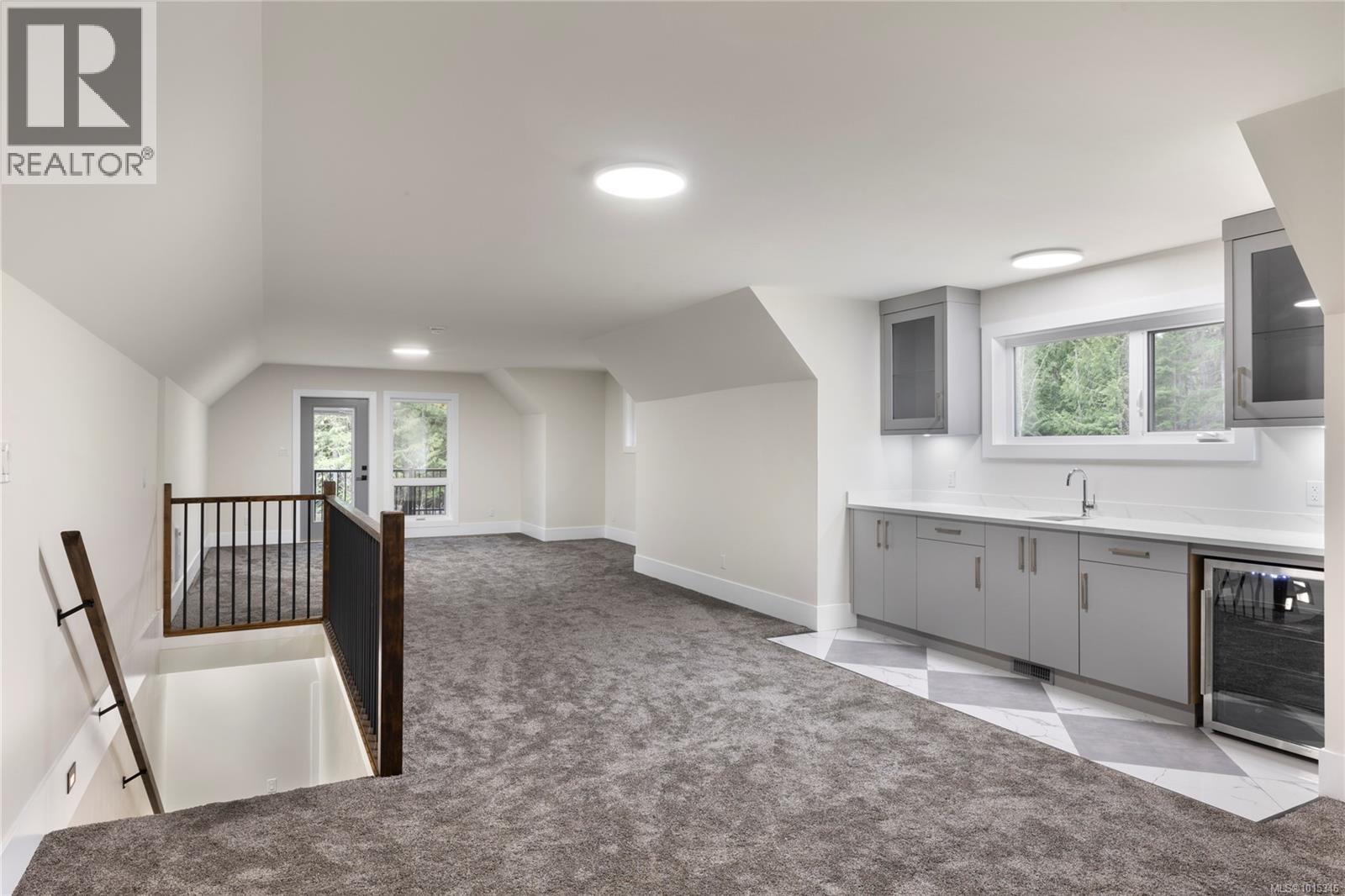 1940 Timberlake Pl, Qualicum Beach