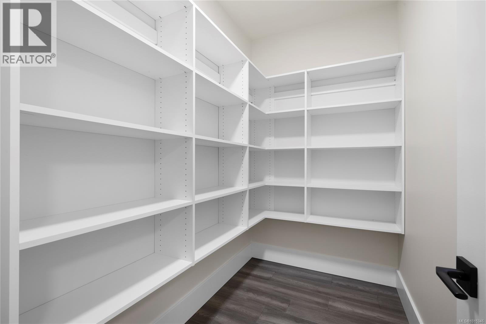 1940 Timberlake Pl, Qualicum Beach