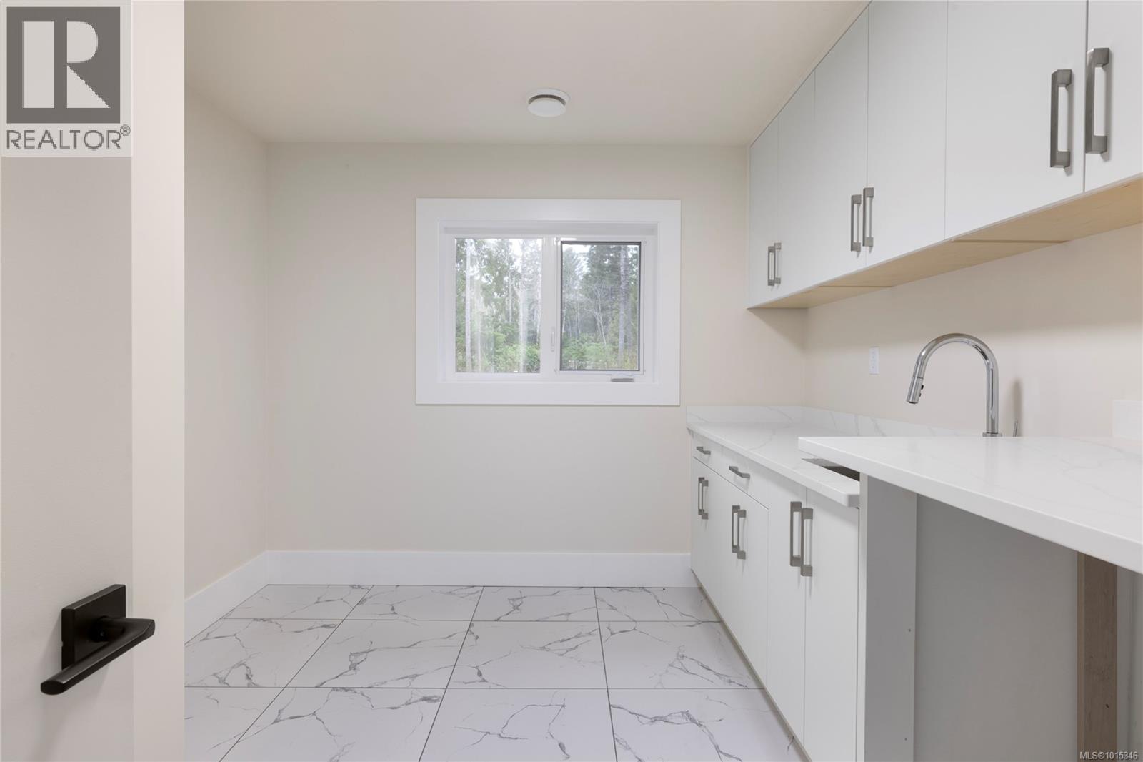 1940 Timberlake Pl, Qualicum Beach