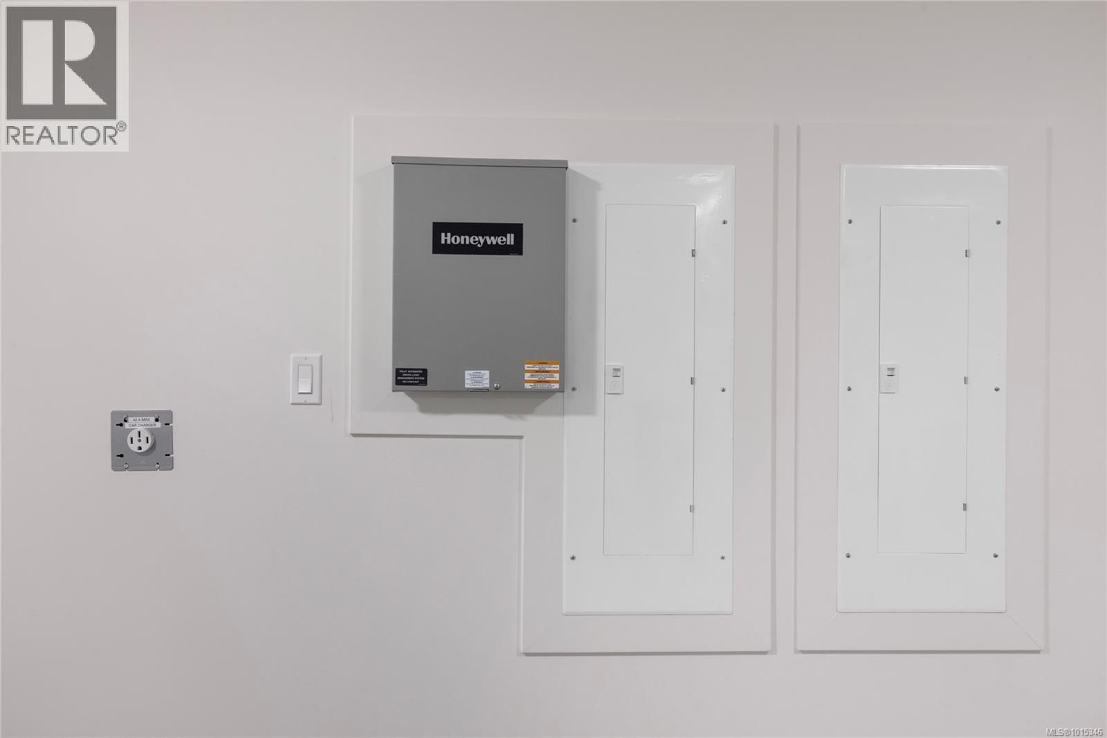 1940 Timberlake Pl, Qualicum Beach