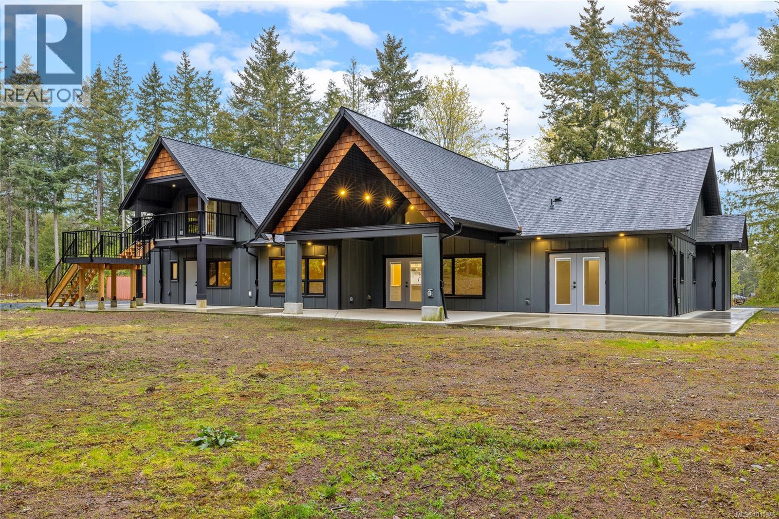 1940 Timberlake Pl, Qualicum Beach