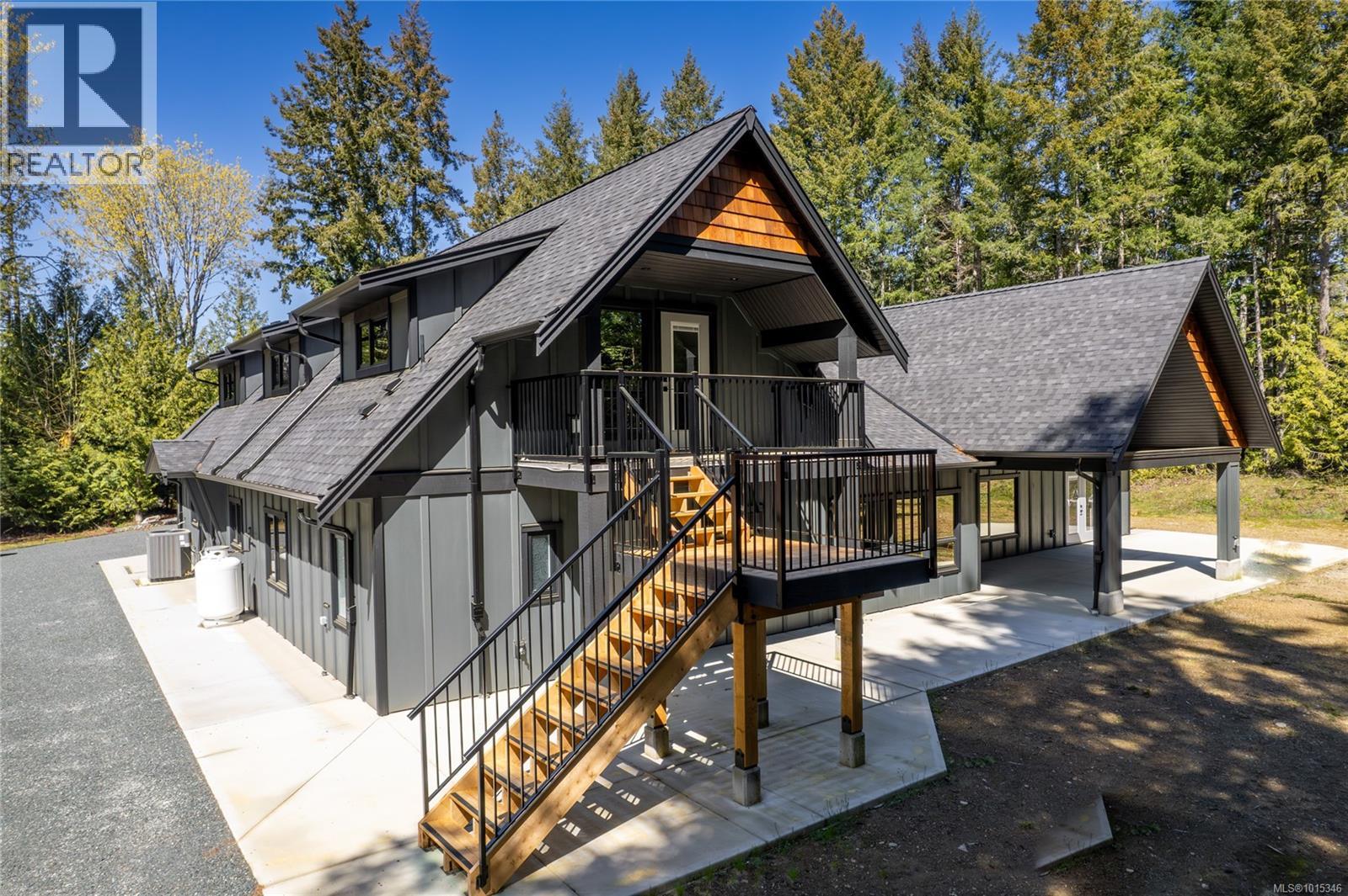 1940 Timberlake Pl, Qualicum Beach