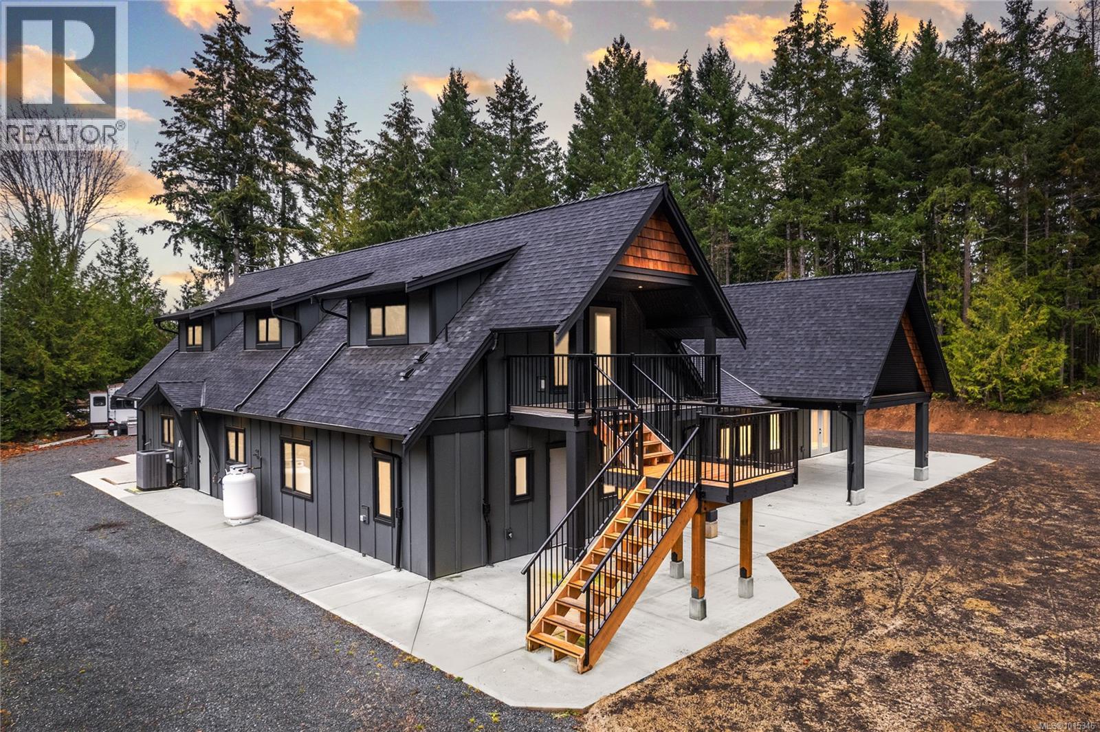 1940 Timberlake Pl, Qualicum Beach