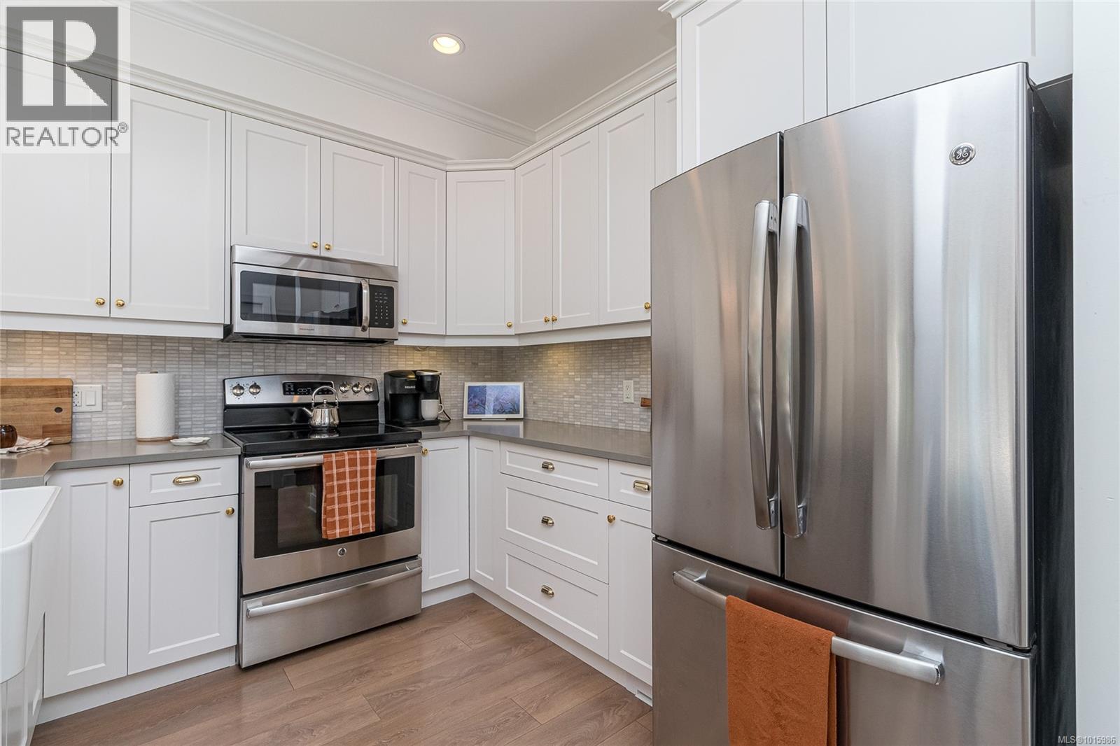 118 1064 Gala Court, Langford