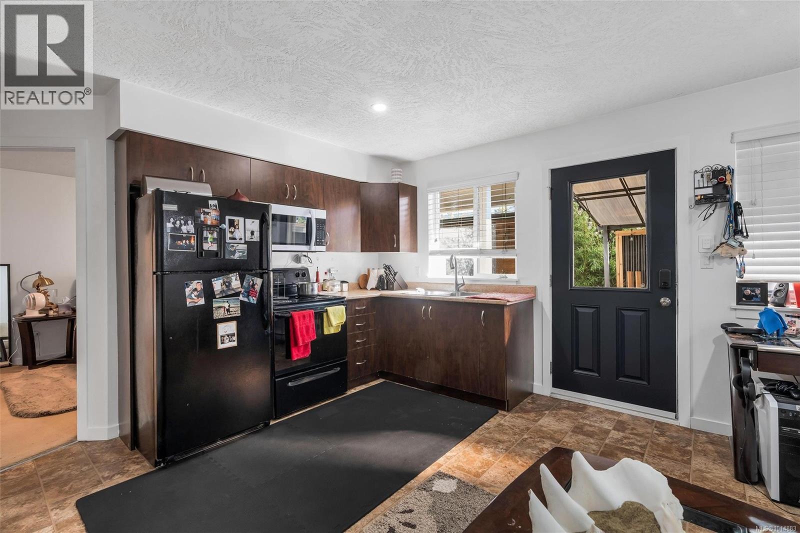  3355 Merlin Road, Langford