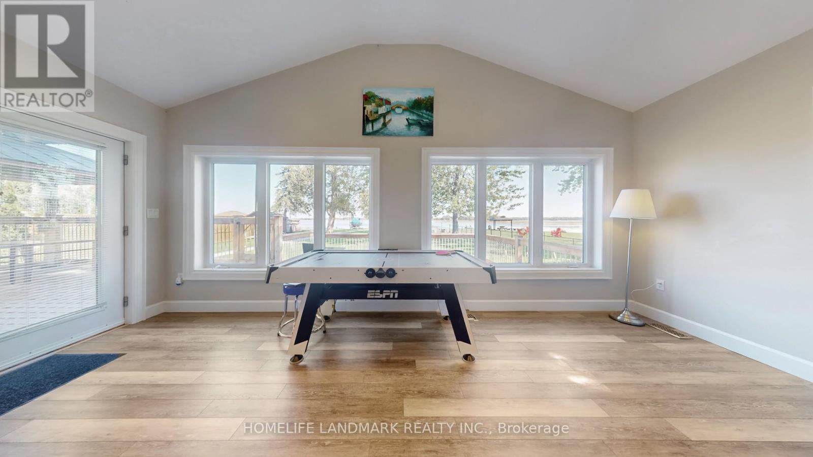 208 LAKESHORE DRIVE - 17