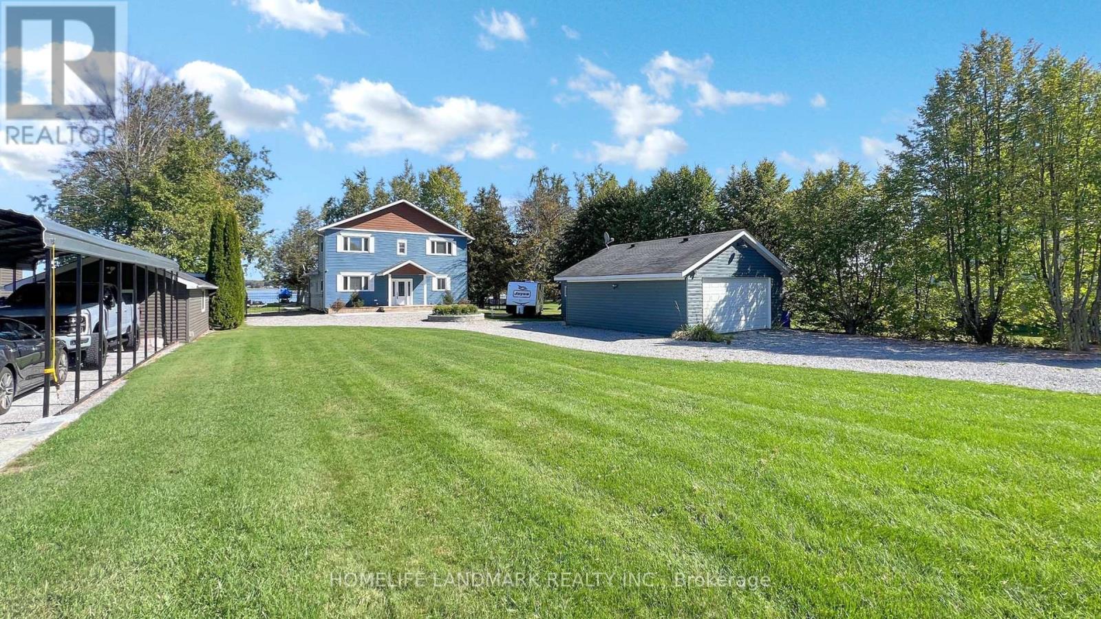 208 LAKESHORE DRIVE - 3