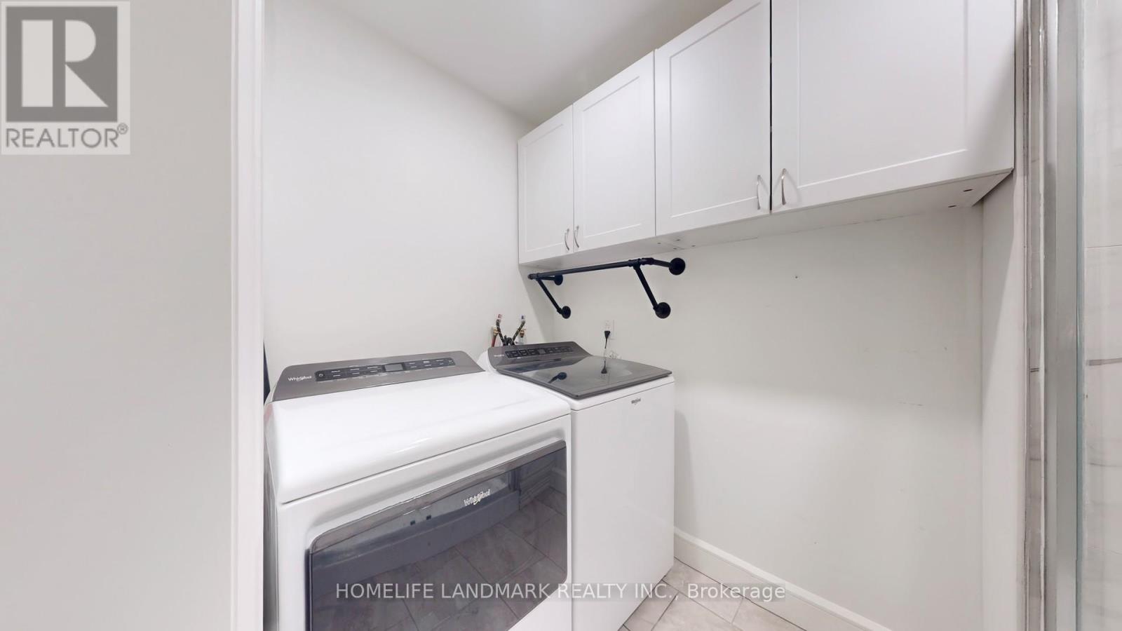 208 LAKESHORE DRIVE - 30