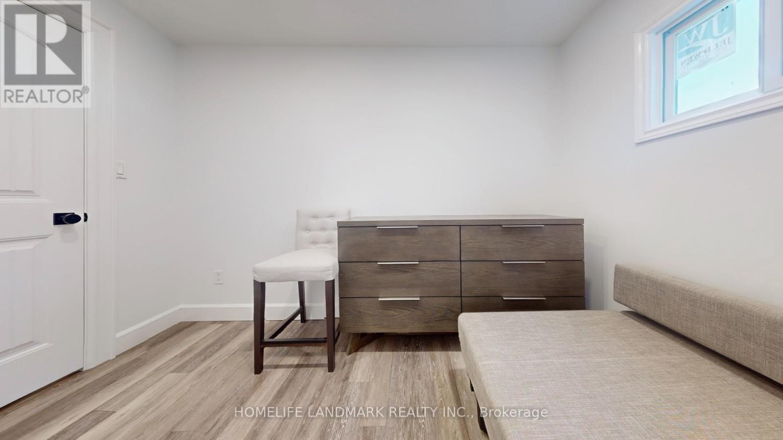 208 LAKESHORE DRIVE - 31