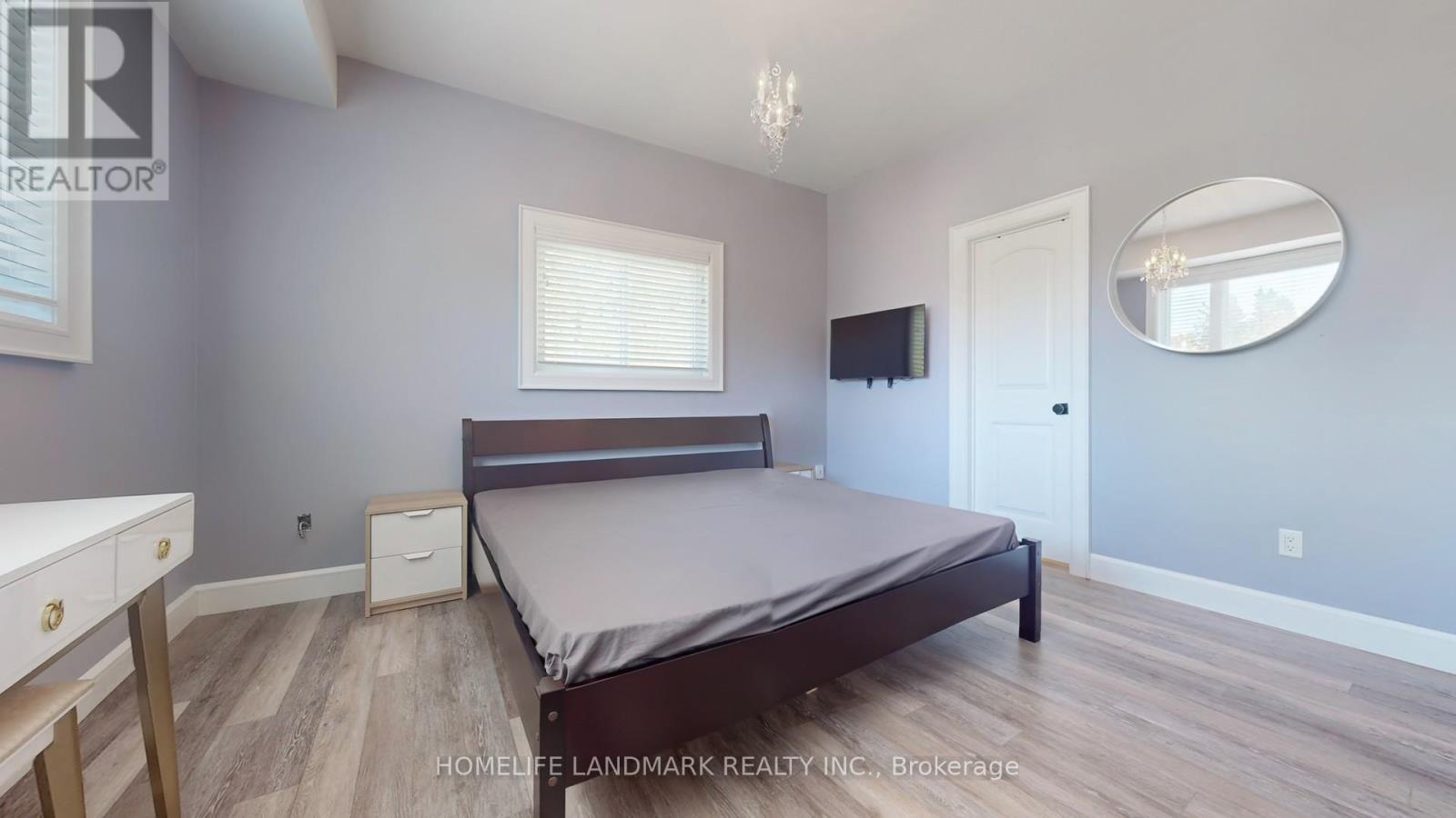 208 LAKESHORE DRIVE - 38