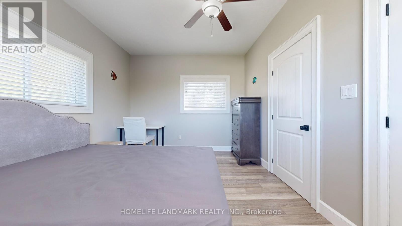 208 LAKESHORE DRIVE - 39