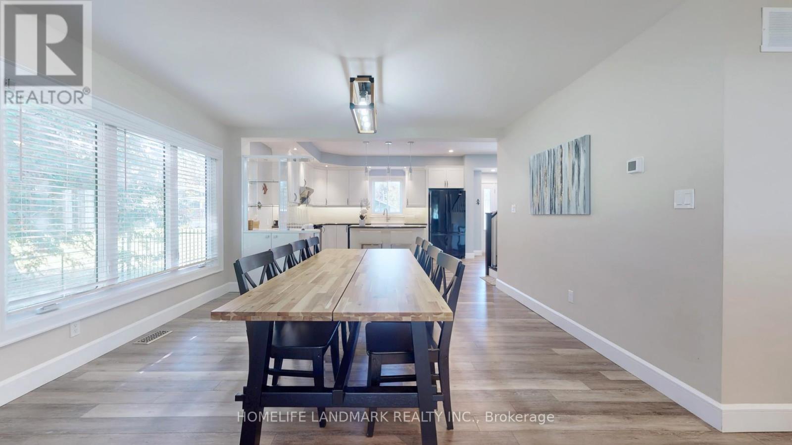 208 LAKESHORE DRIVE - 6