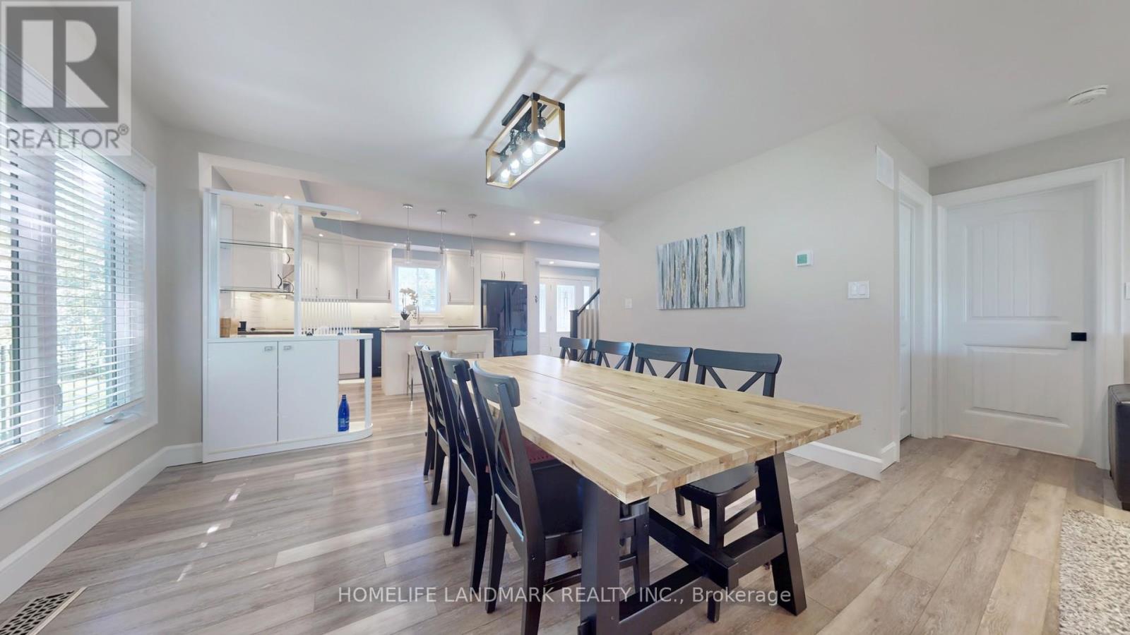 208 LAKESHORE DRIVE - 7