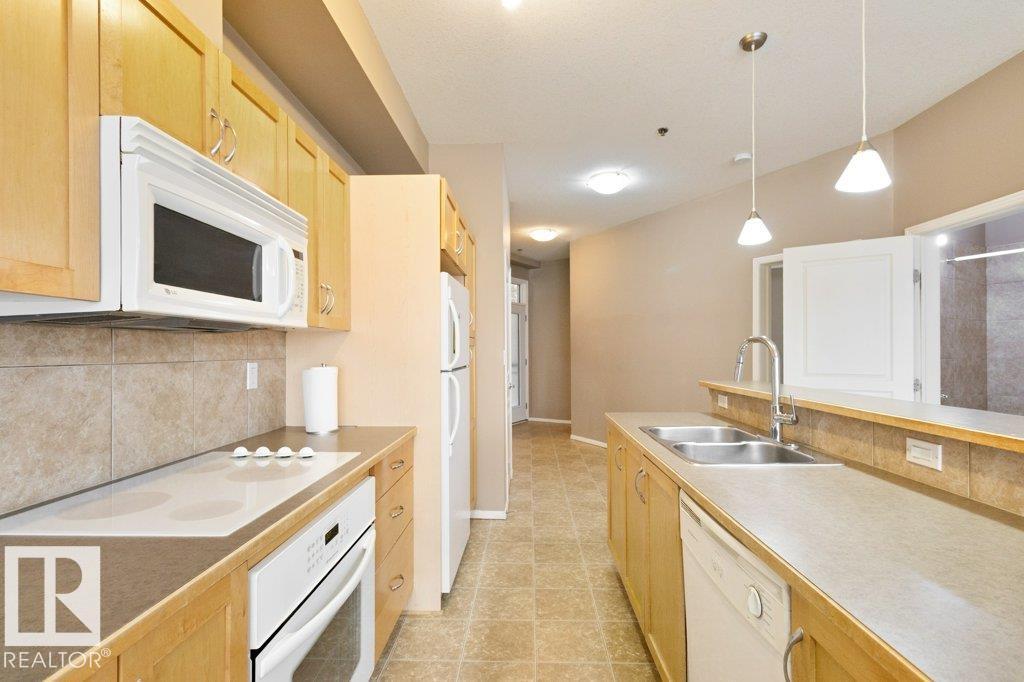 #200 4835 104A ST NW NW, Edmonton