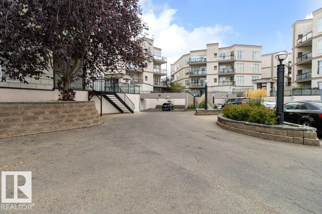 #200 4835 104A ST NW NW, Edmonton