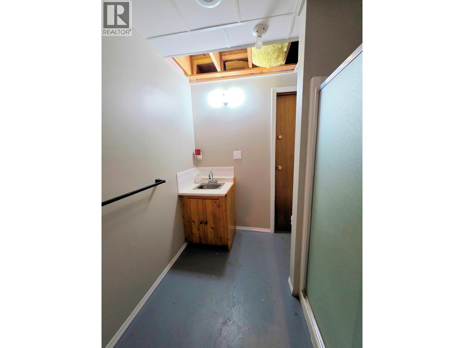 3460 ROBIN ROAD, Quesnel