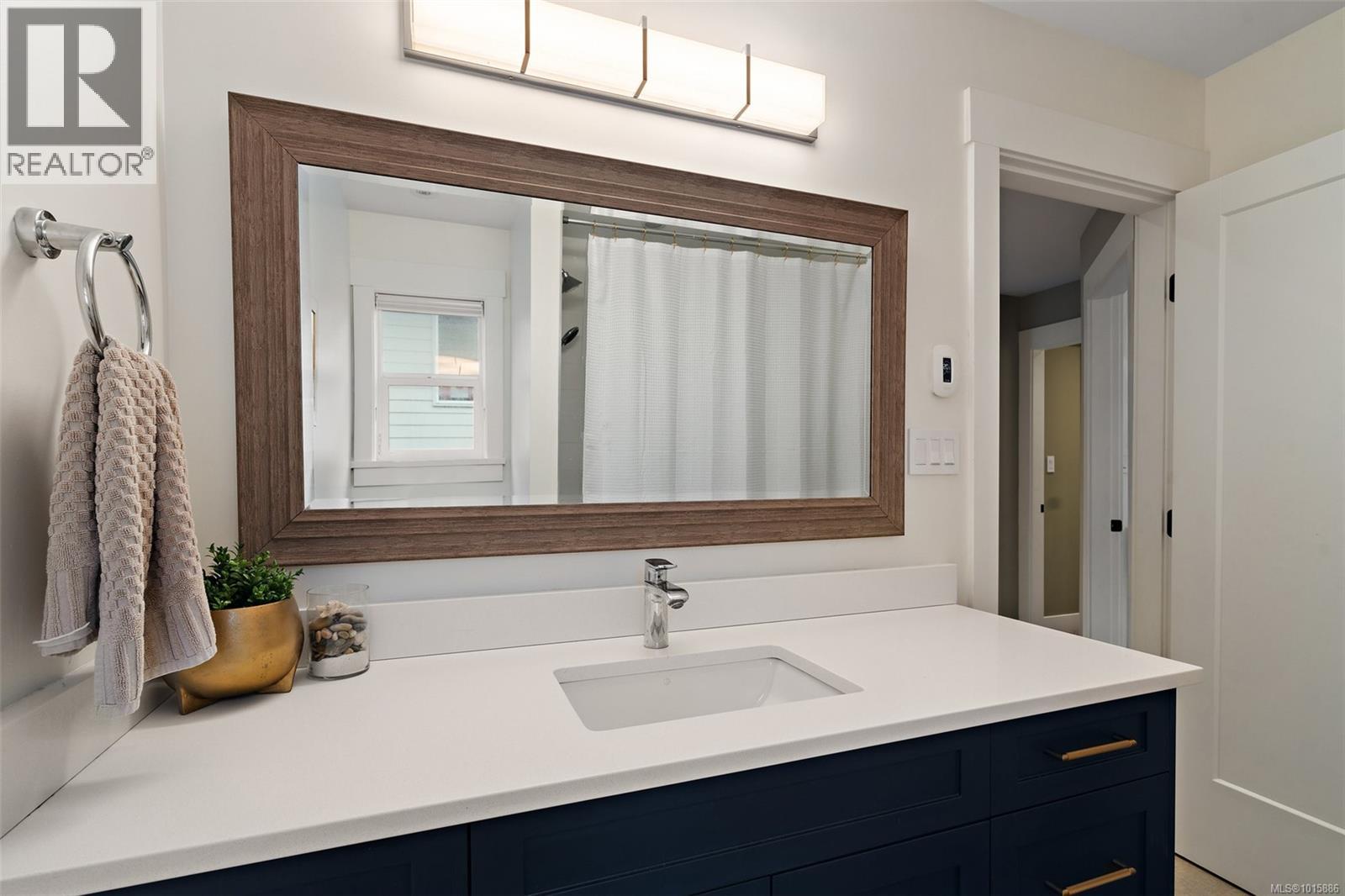  1560 Fremont Place, Saanich