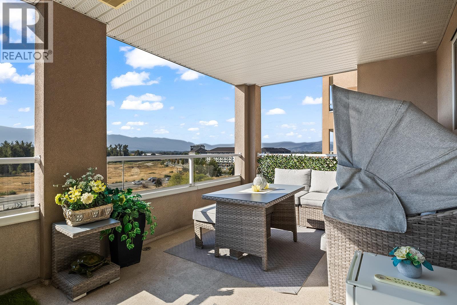 704 1967 Underhill Street, Kelowna