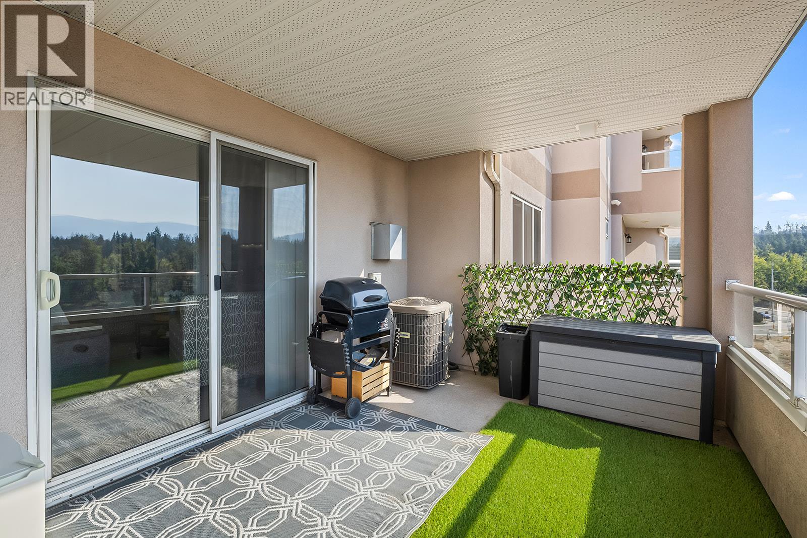 704 1967 Underhill Street, Kelowna