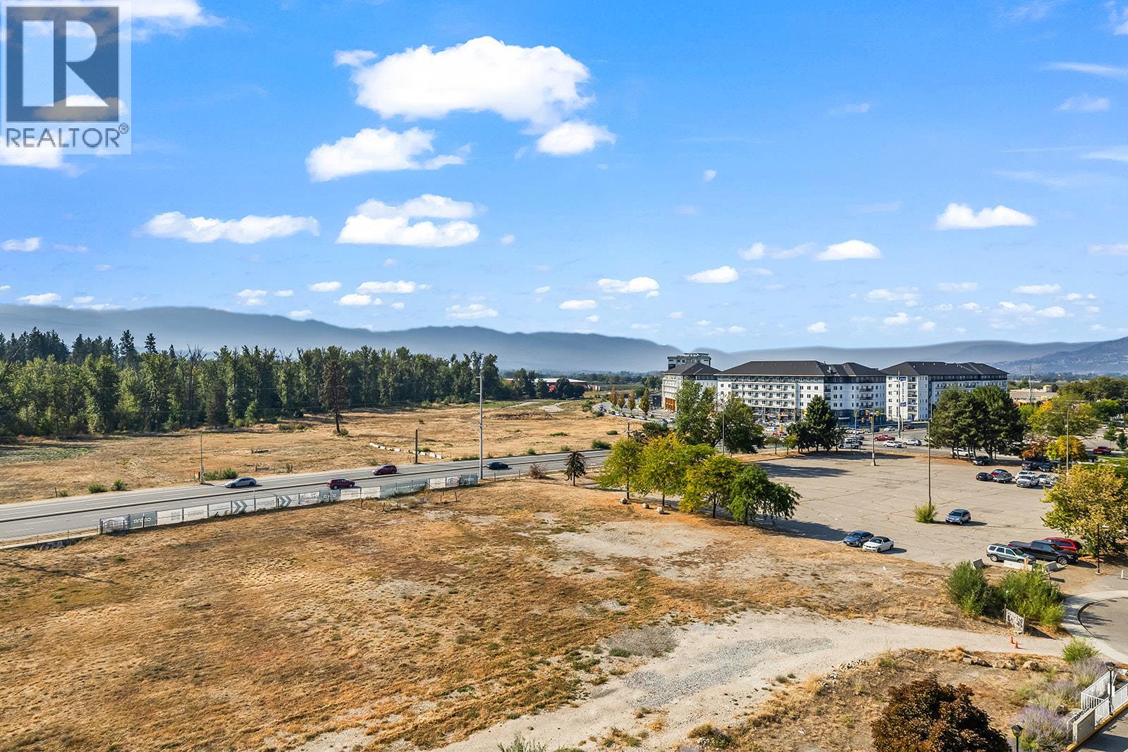 704 1967 Underhill Street, Kelowna