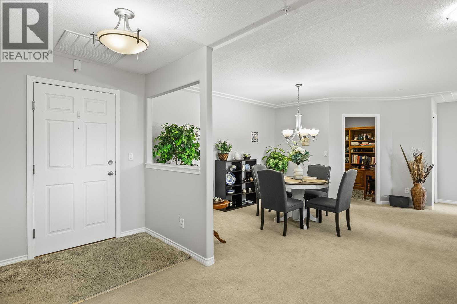 704 1967 Underhill Street, Kelowna