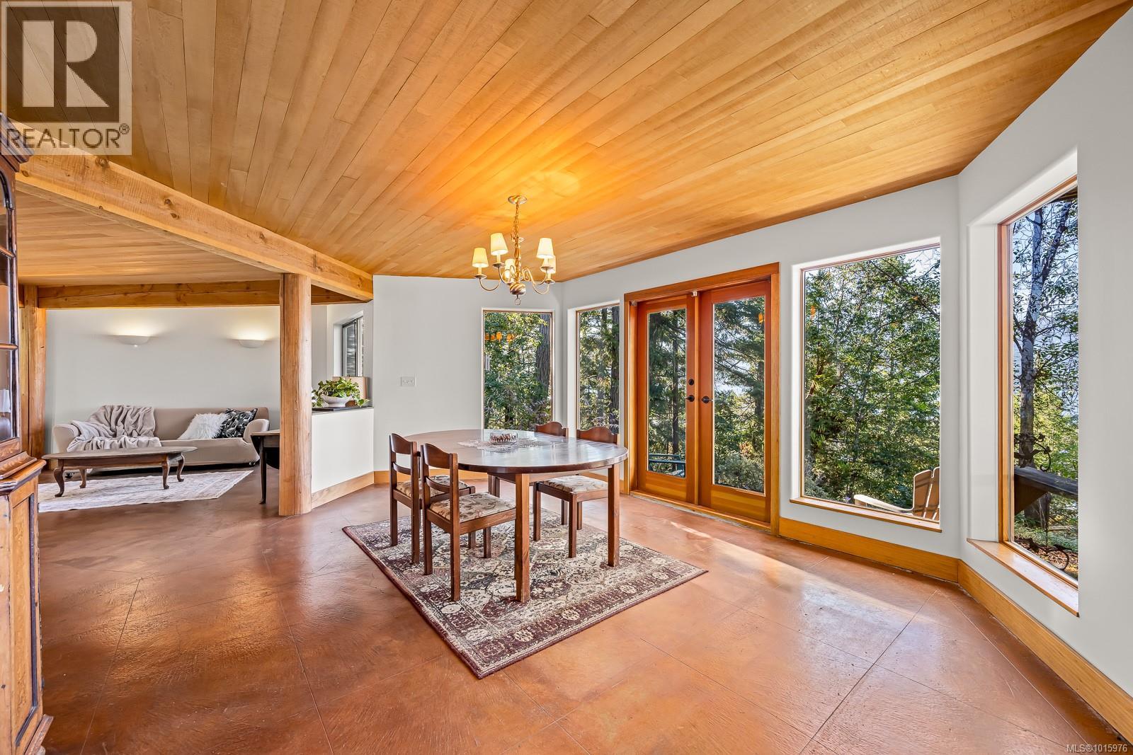 6161 Lacon Rd, Denman Island