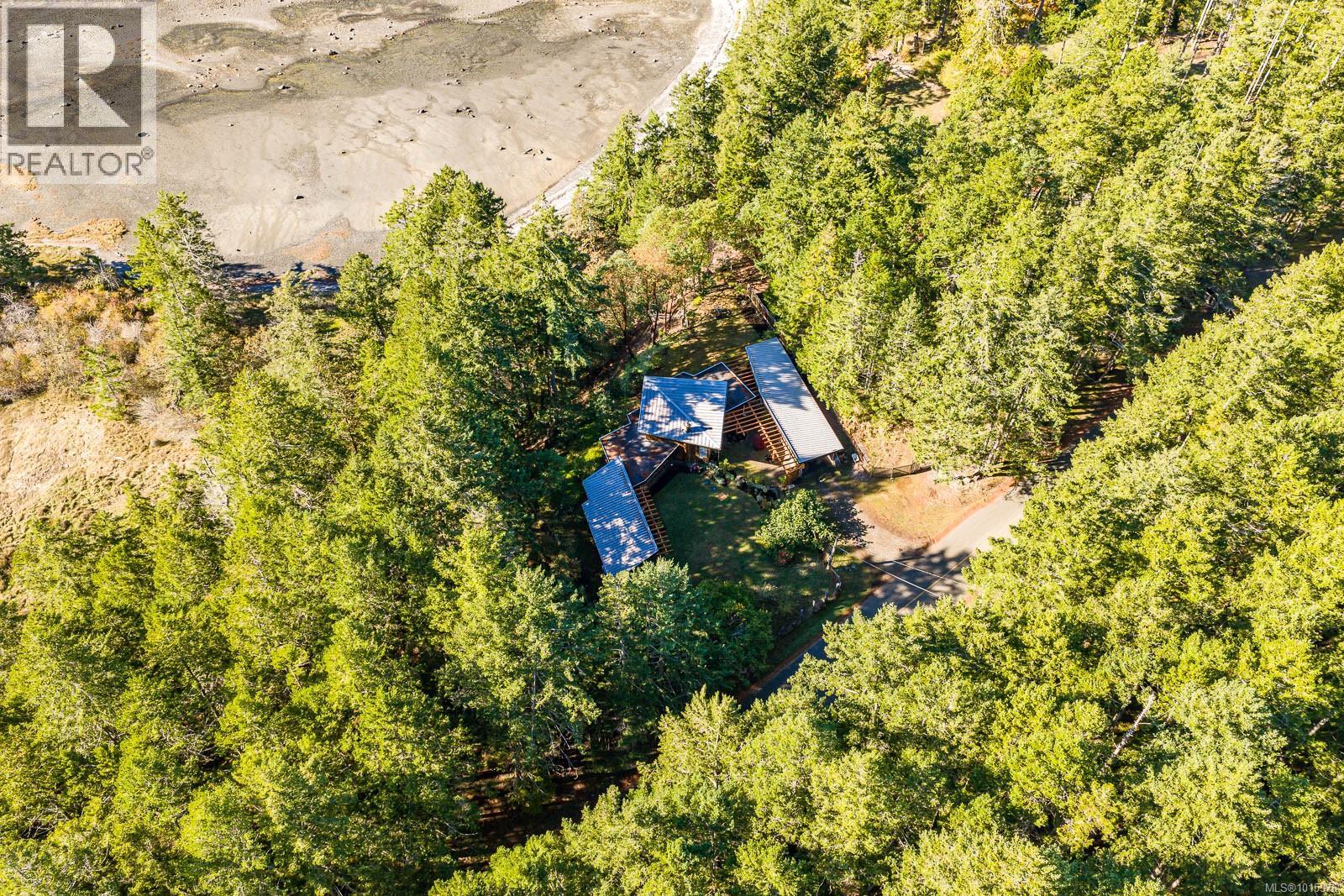 6161 Lacon Rd, Denman Island