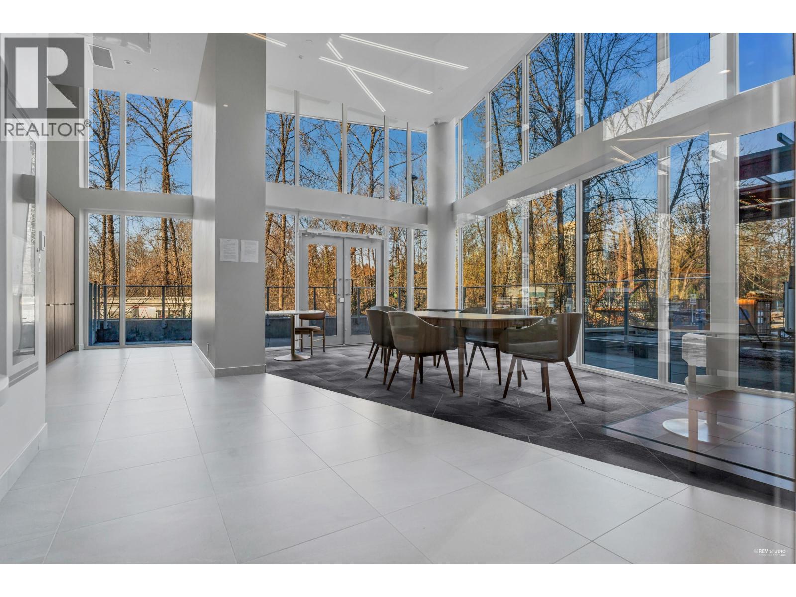 2402 1401 HUNTER STREET, North Vancouver