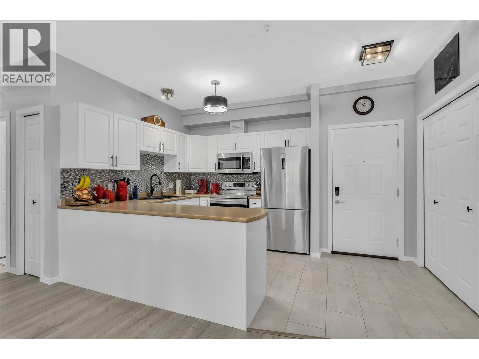 206 778 Rutland Road, Kelowna