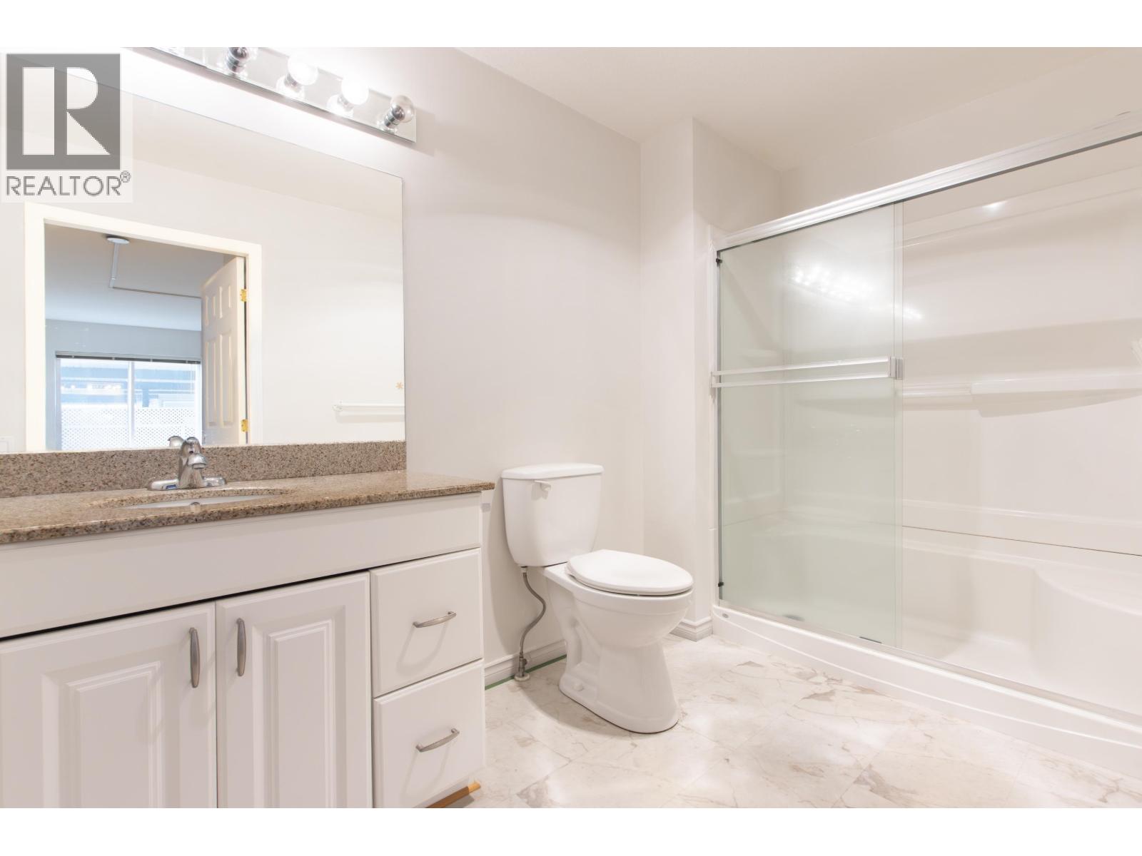 13 1201 PEMBERTON AVENUE, Squamish