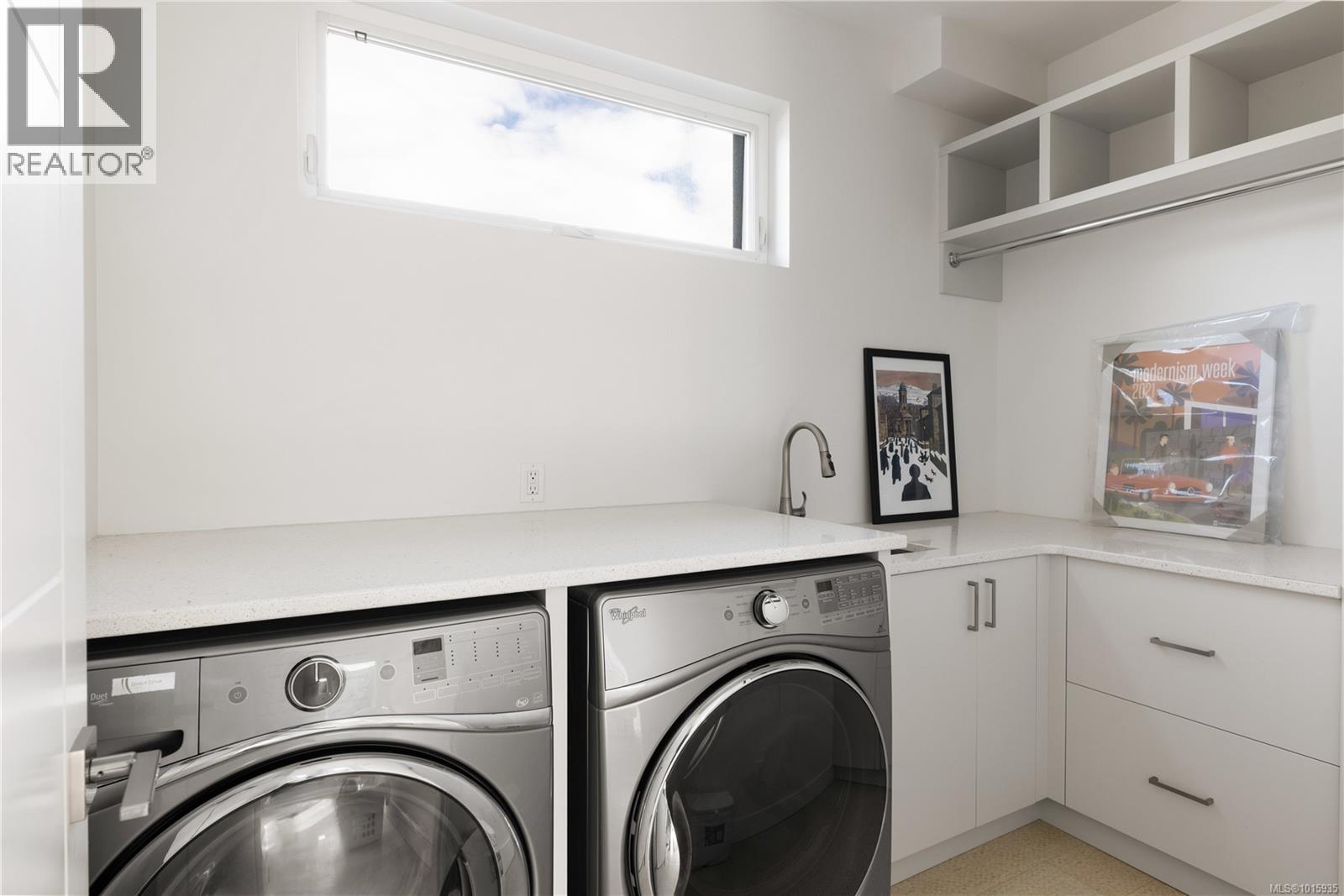  430 St. Patrick Street, Oak Bay