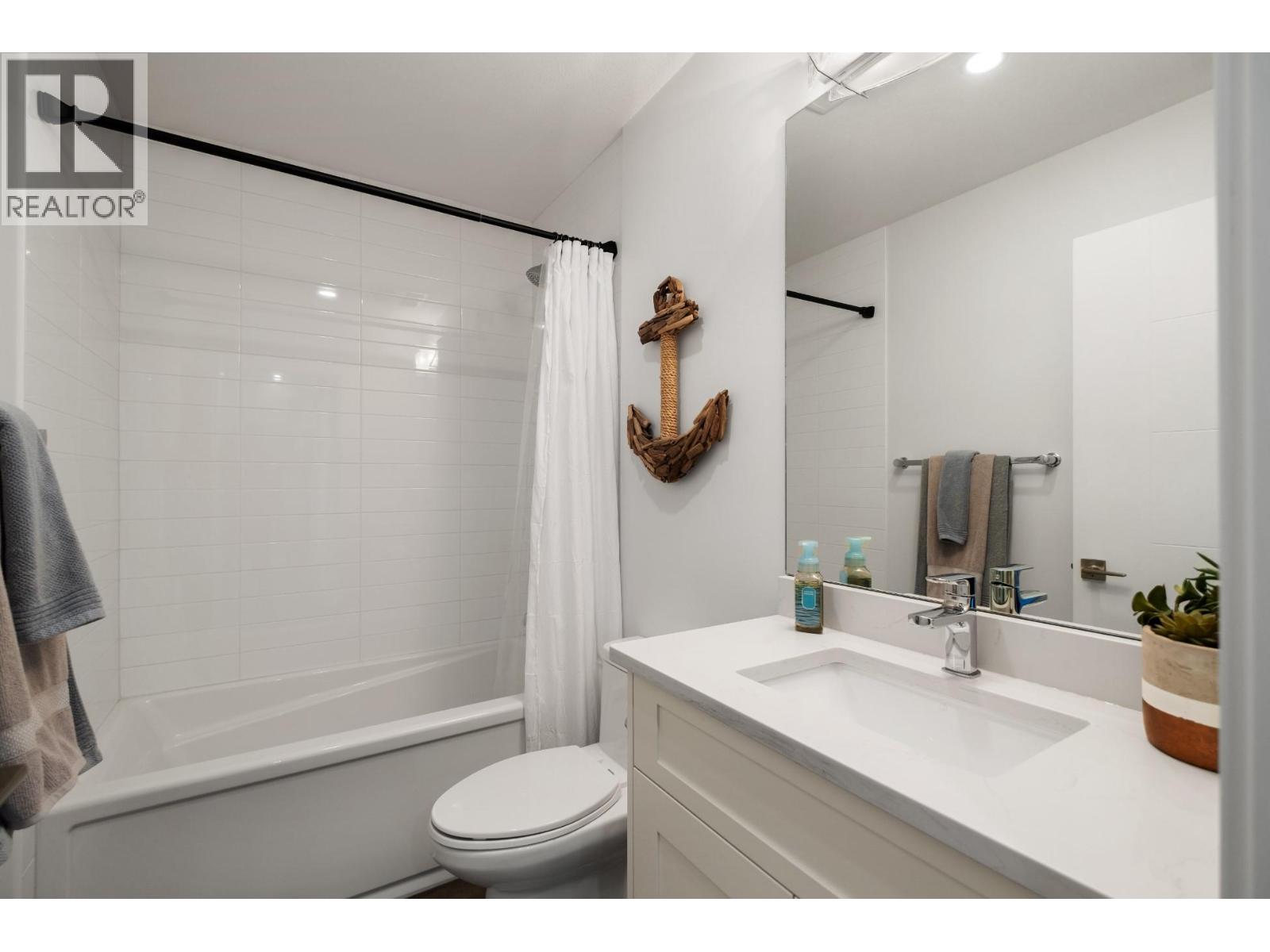1305 4215 Gellatly Road South, West Kelowna