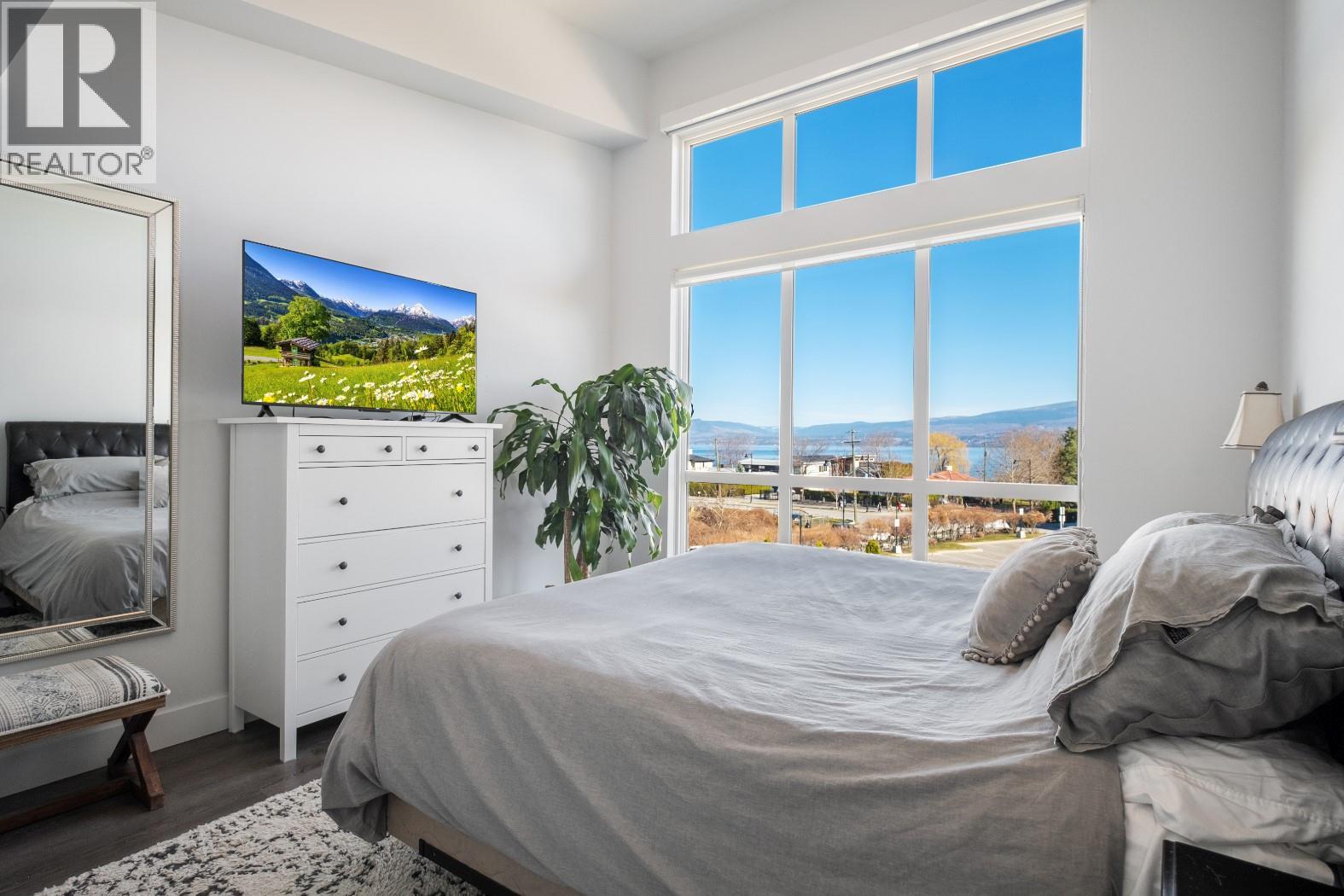 1305 4215 Gellatly Road South, West Kelowna