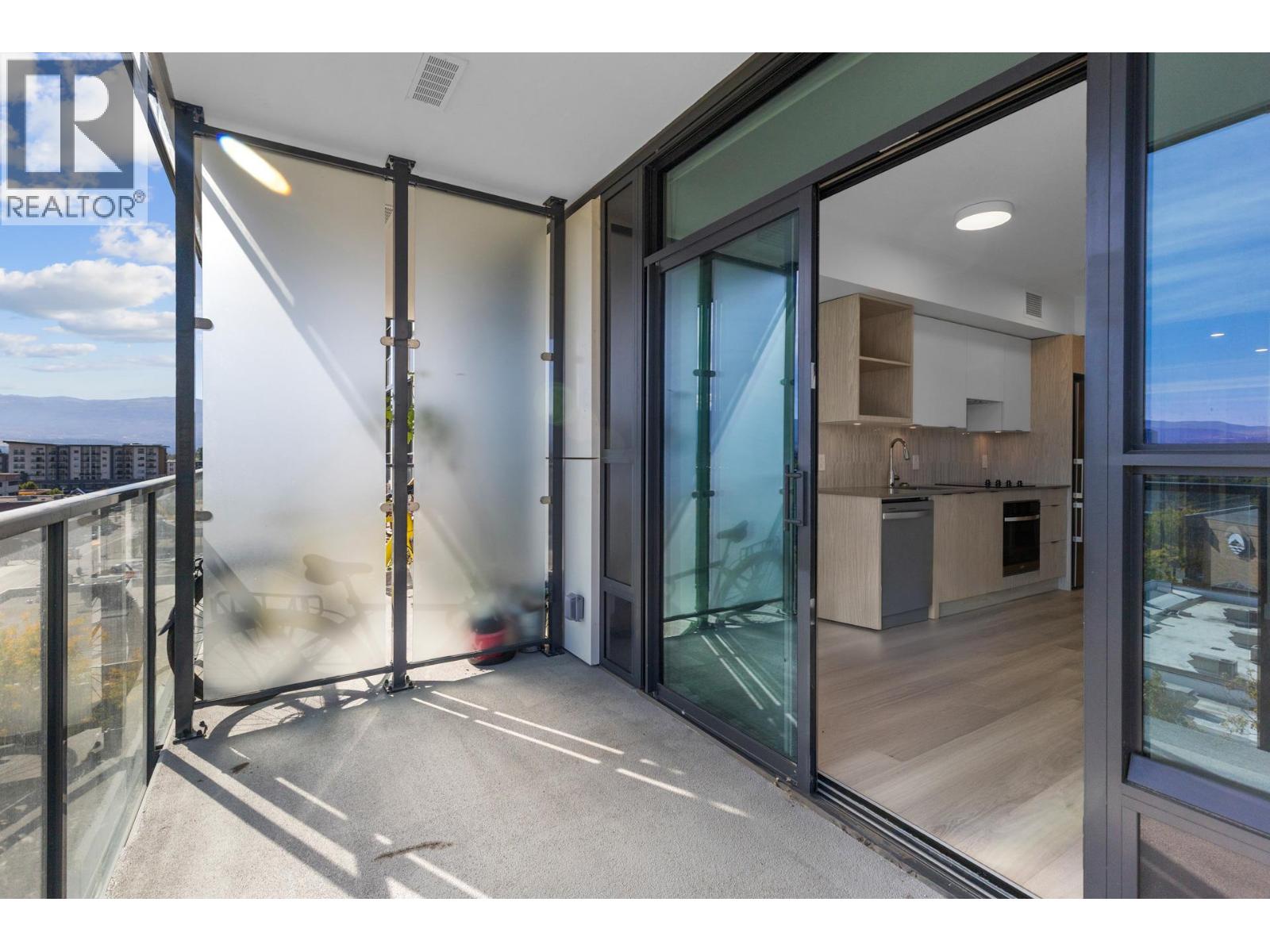 707 1488 Bertram Street, Kelowna