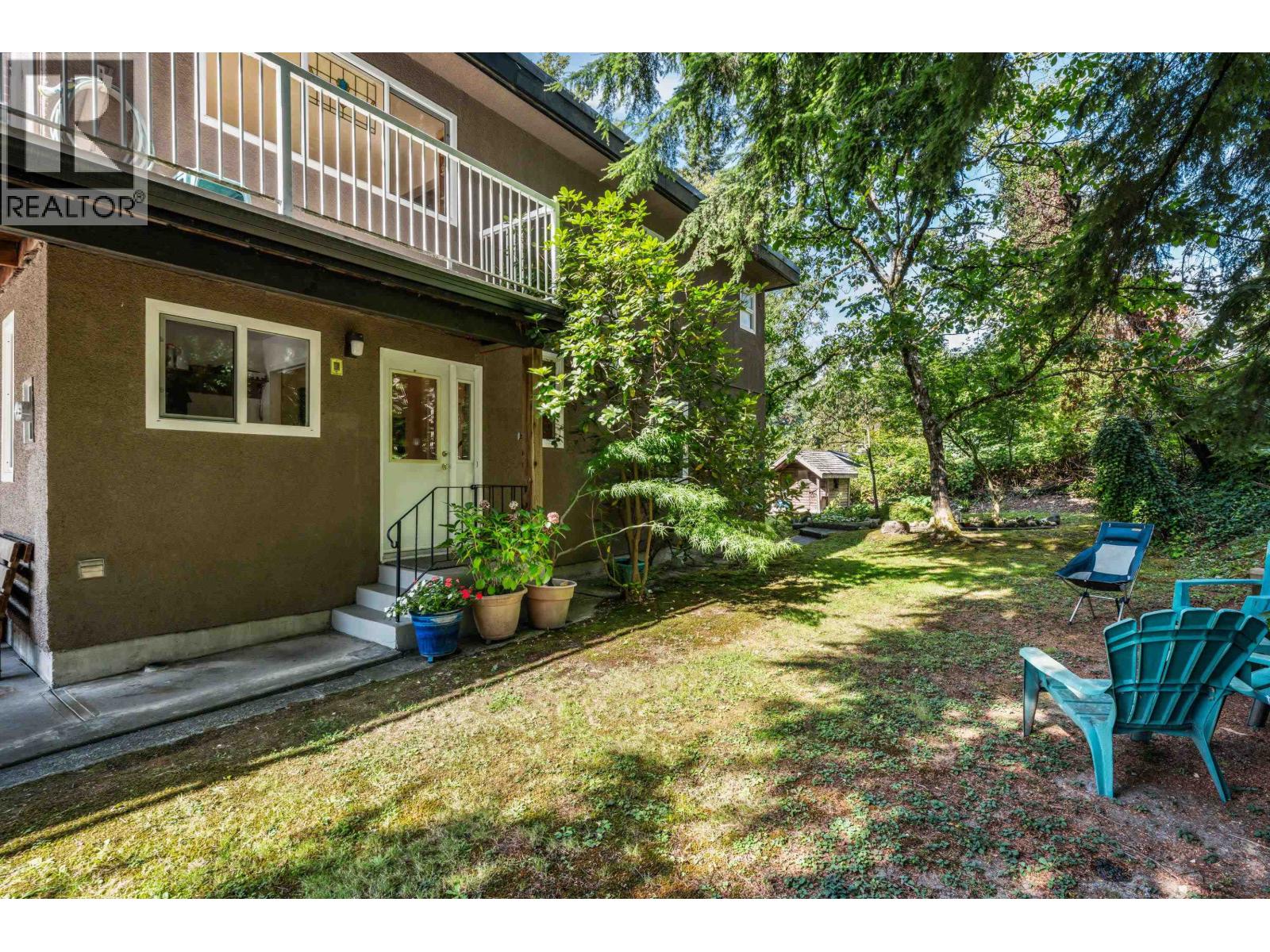 935 STARDALE AVENUE, Coquitlam