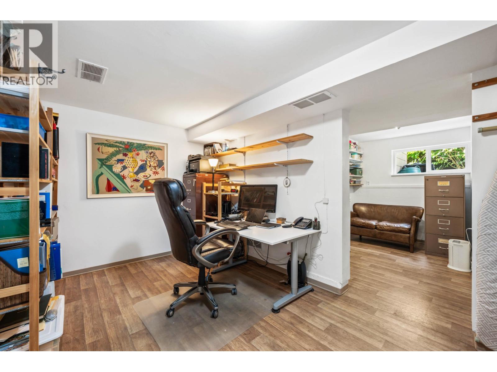 935 STARDALE AVENUE, Coquitlam