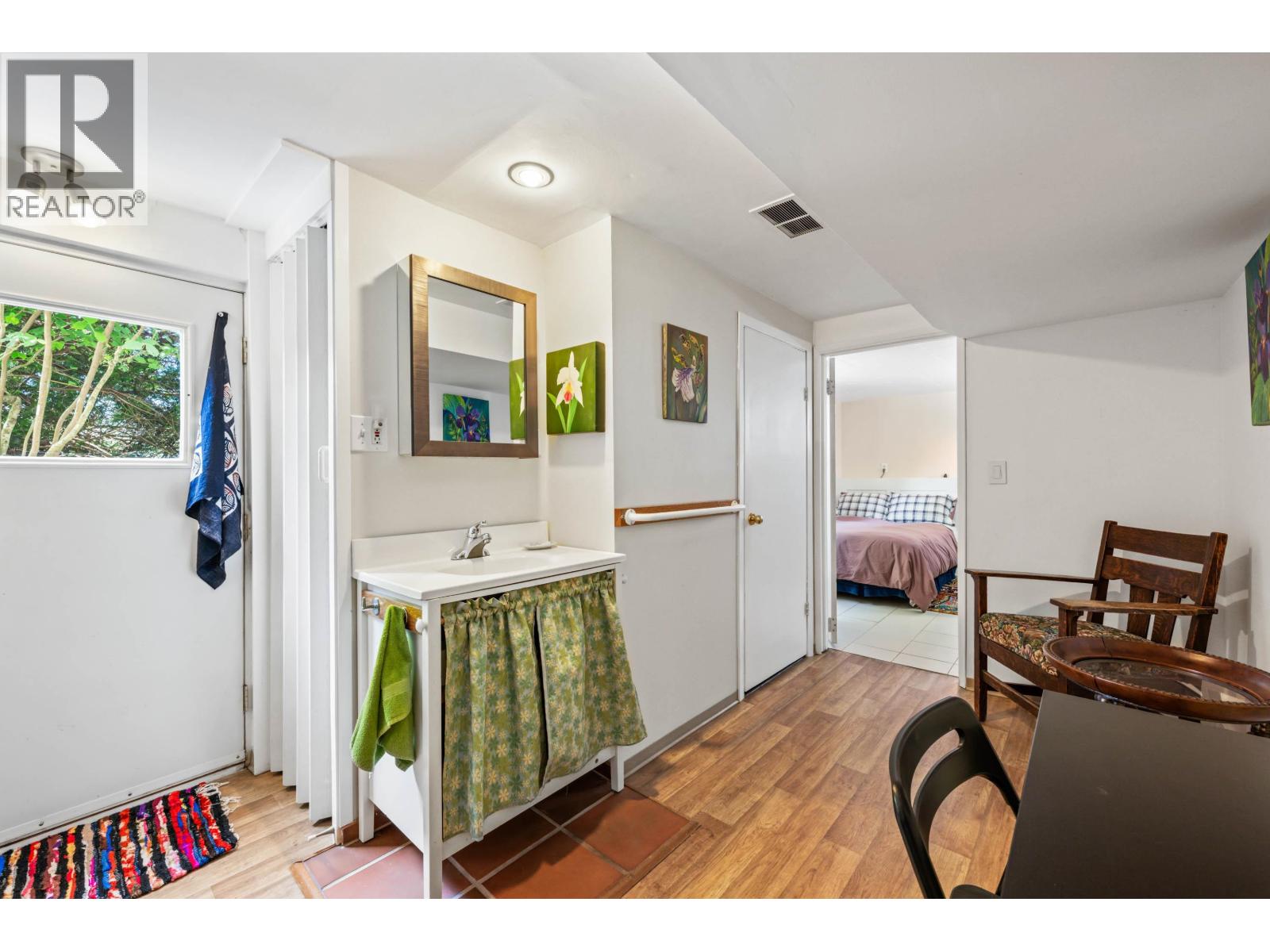 935 STARDALE AVENUE, Coquitlam