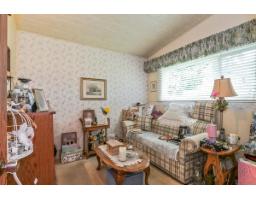 14086 77a Avenue, Surrey, BC V3W2X3 Photo 11