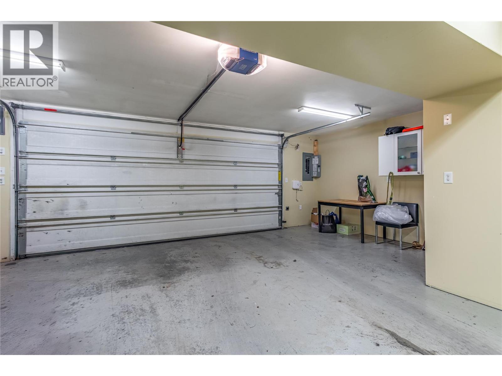  311 Woodpark Crescent, Kelowna