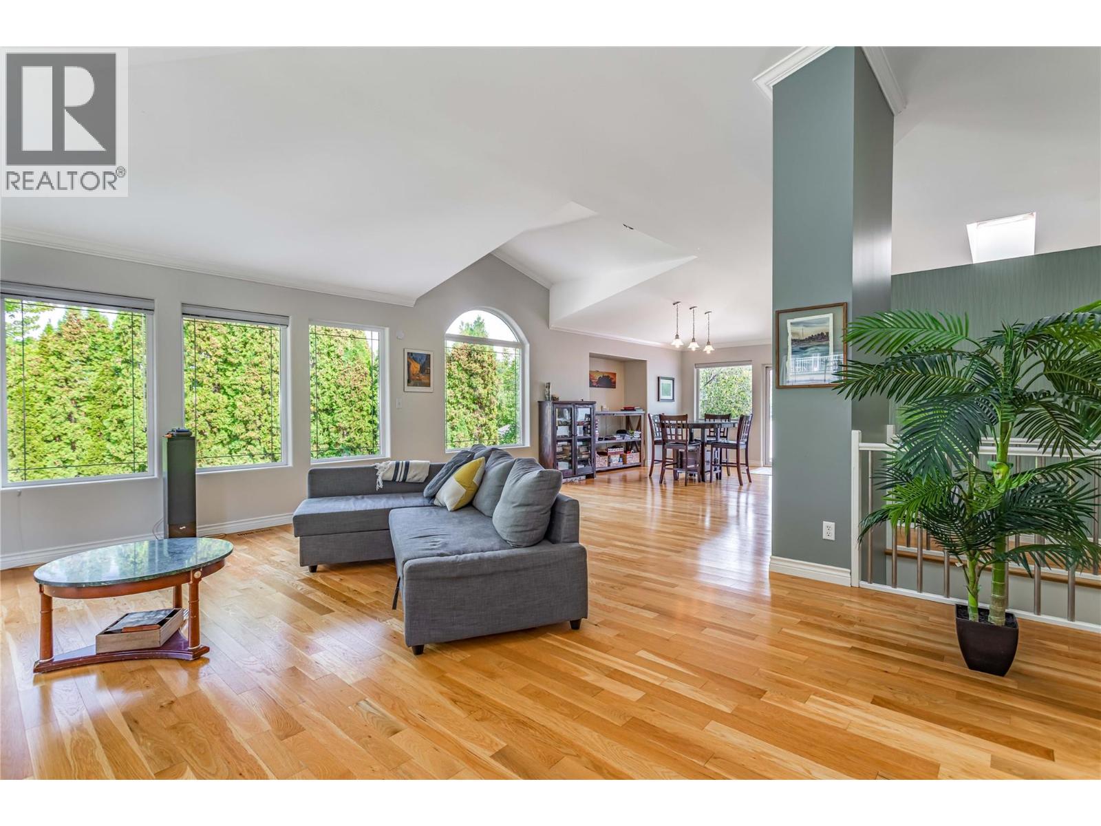  311 Woodpark Crescent, Kelowna