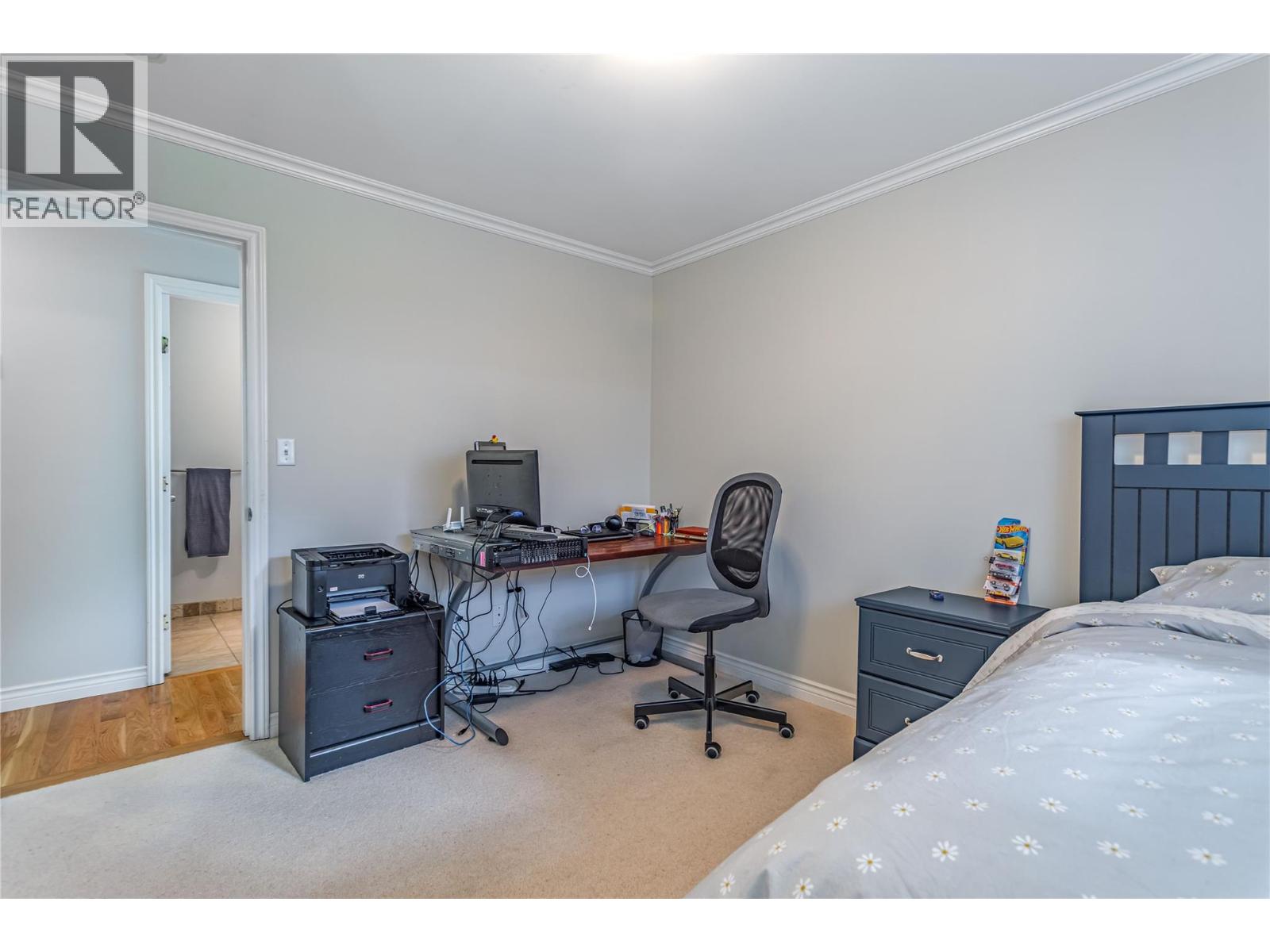  311 Woodpark Crescent, Kelowna