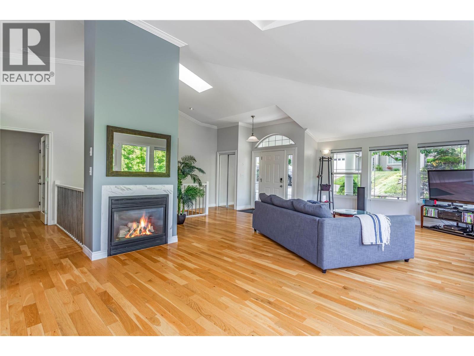  311 Woodpark Crescent, Kelowna