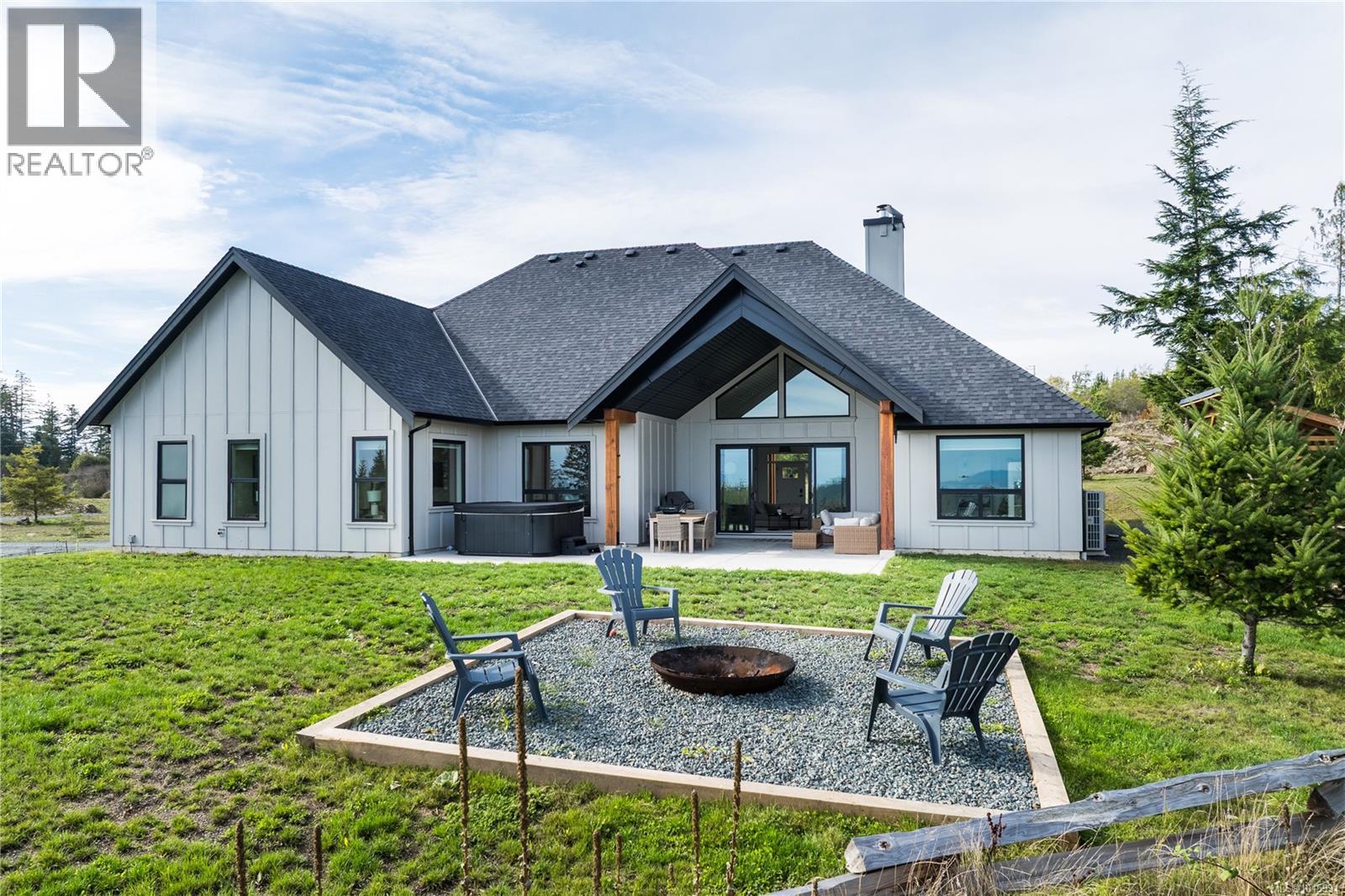  2550 Aythree Way, Sooke