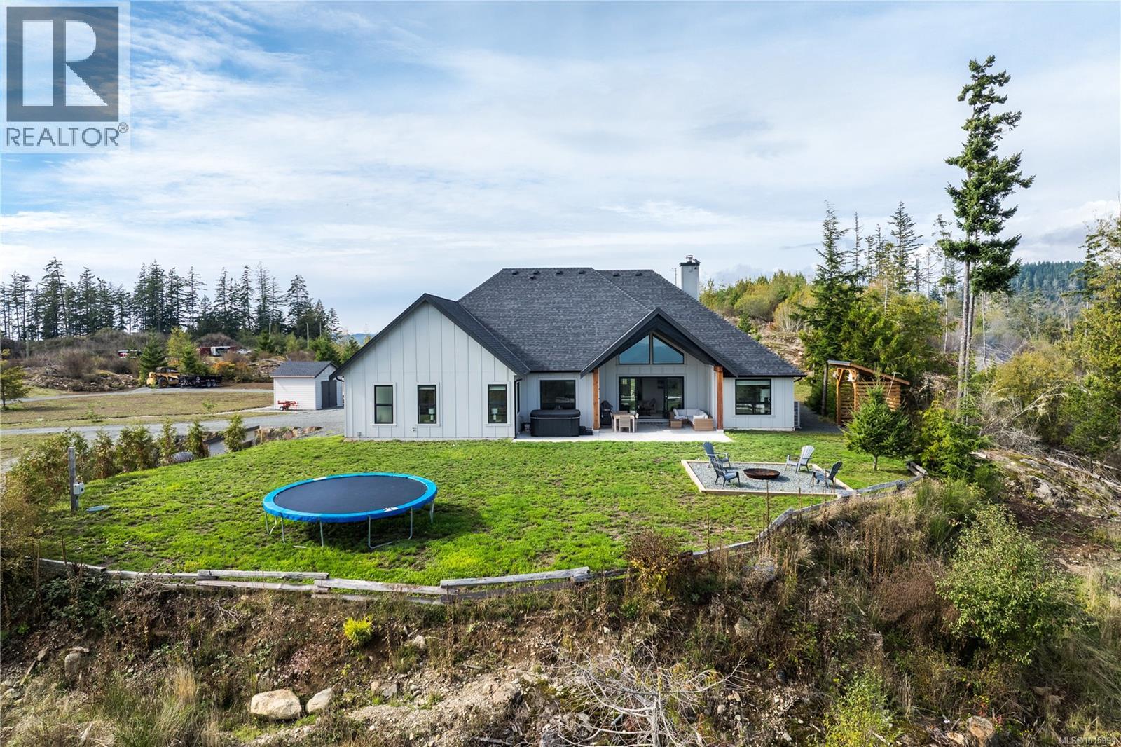  2550 Aythree Way, Sooke