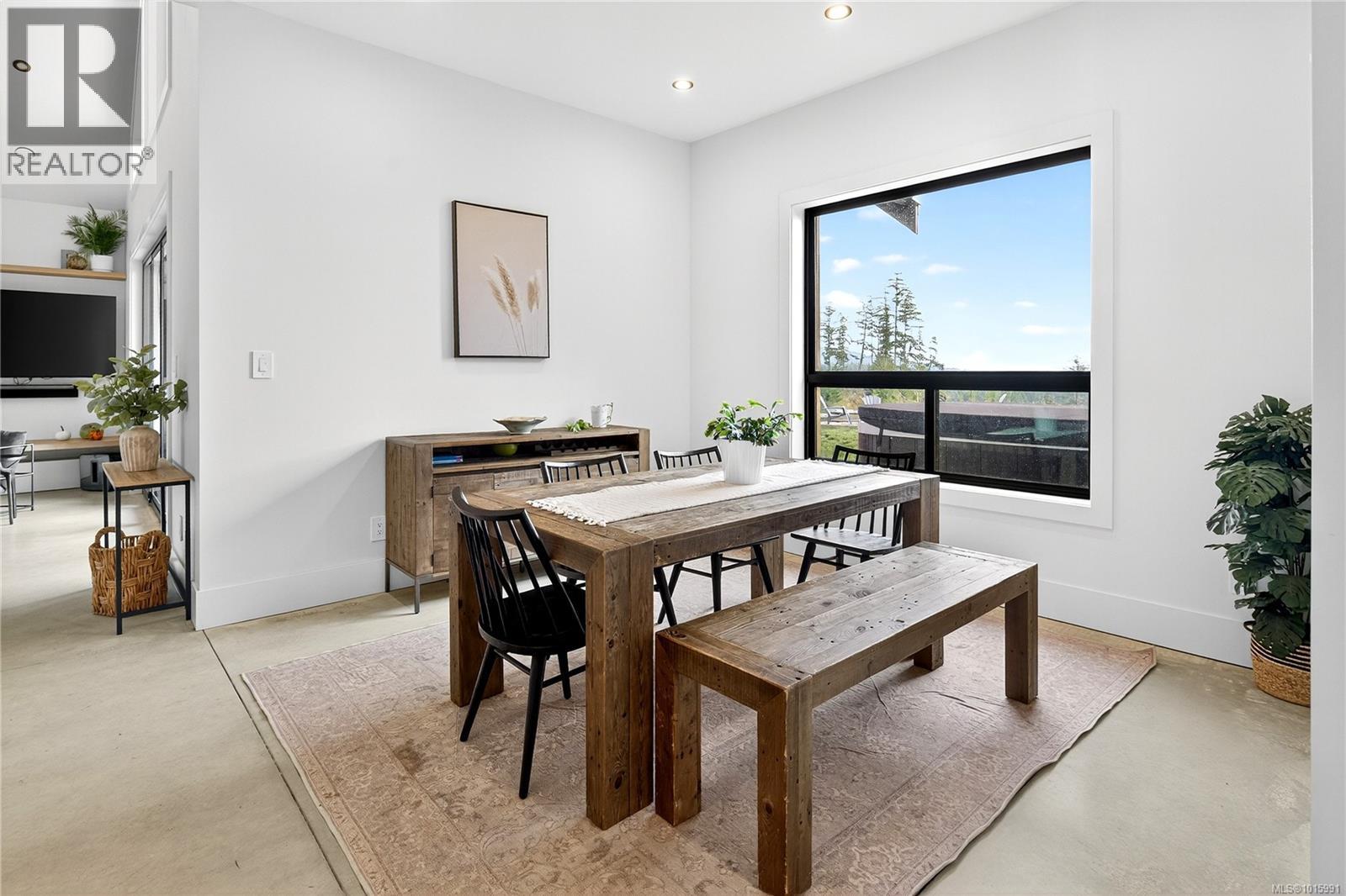  2550 Aythree Way, Sooke