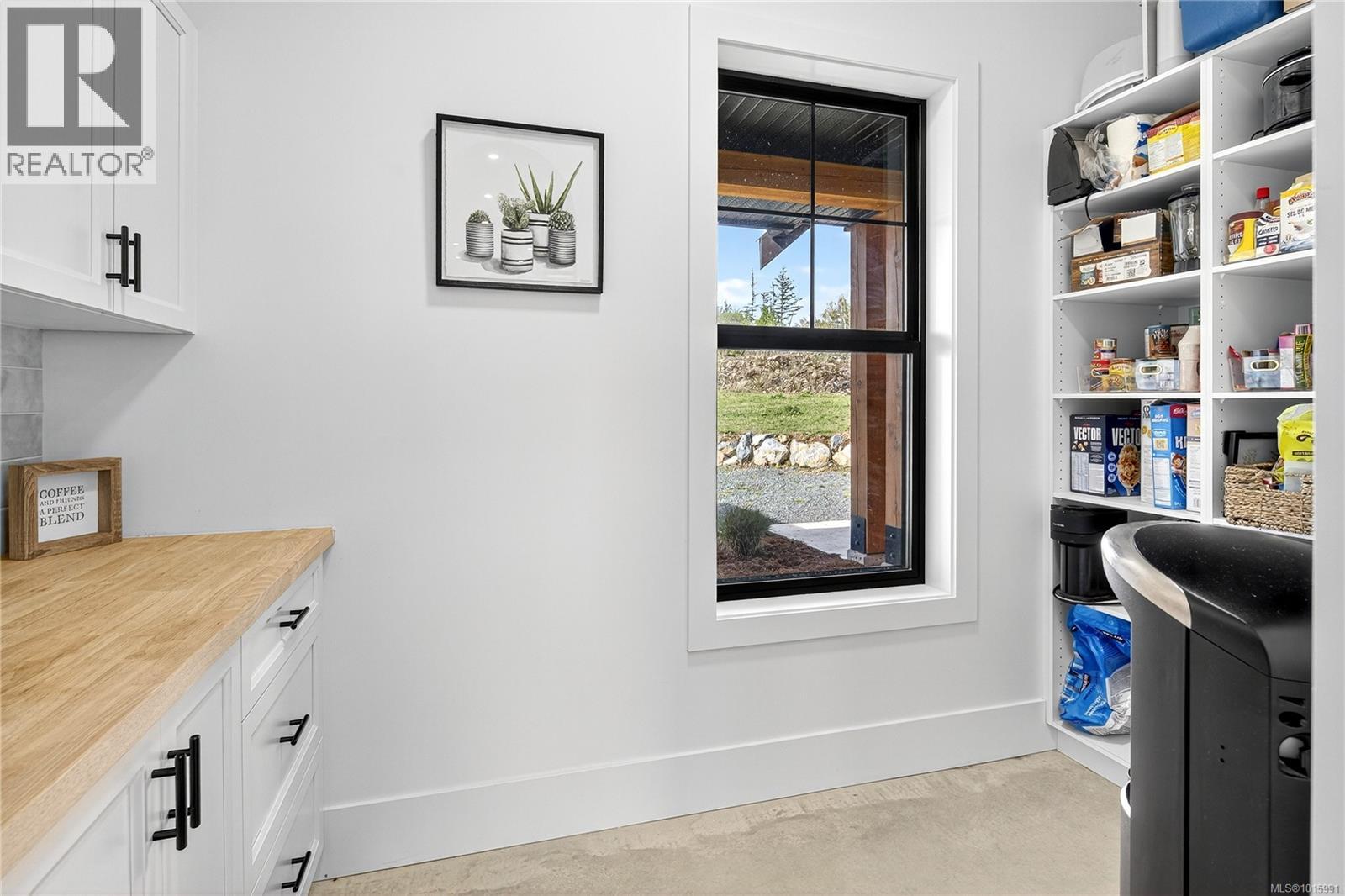  2550 Aythree Way, Sooke