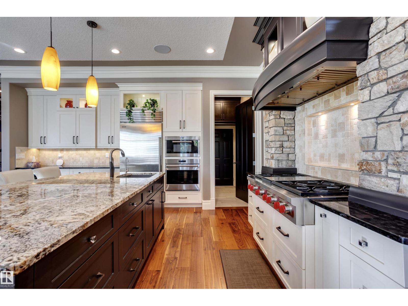 2807 WHEATON DR NW, Edmonton