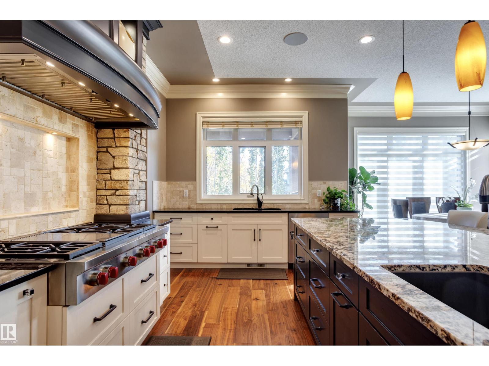 2807 WHEATON DR NW, Edmonton