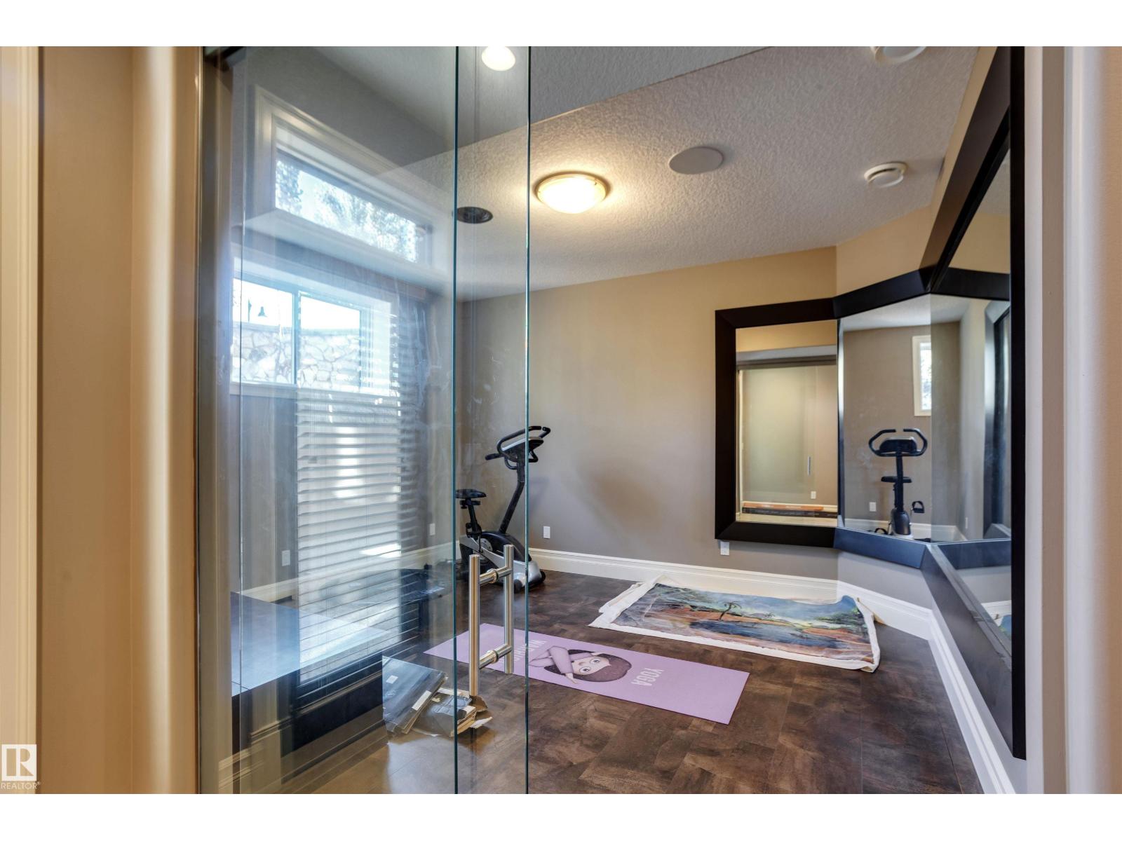 2807 WHEATON DR NW, Edmonton