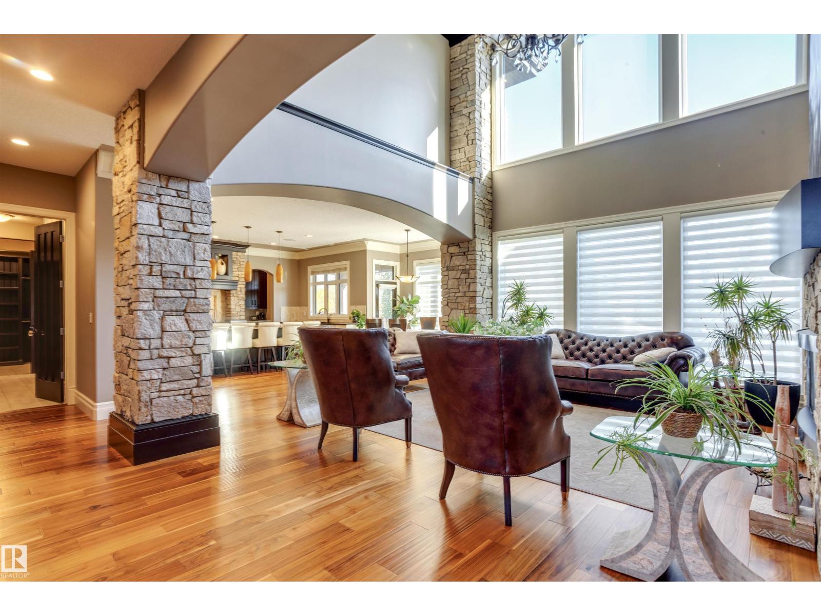 2807 WHEATON DR NW, Edmonton